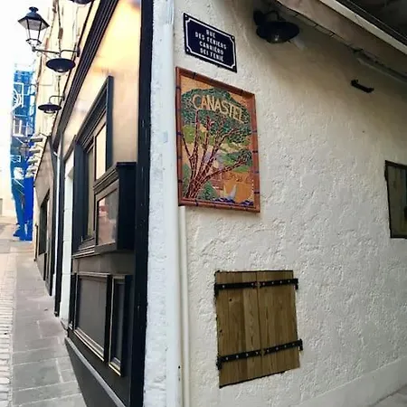 Beautifully Bright In Old Town Apartman Saint-Tropez