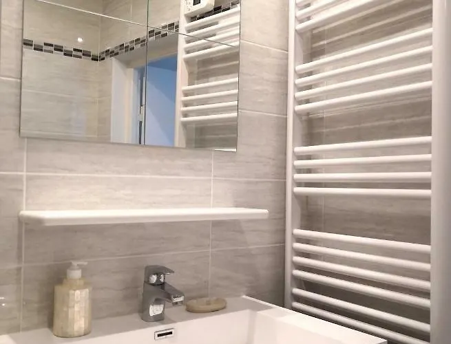 Beautifully Bright In Old Town Saint-Tropez