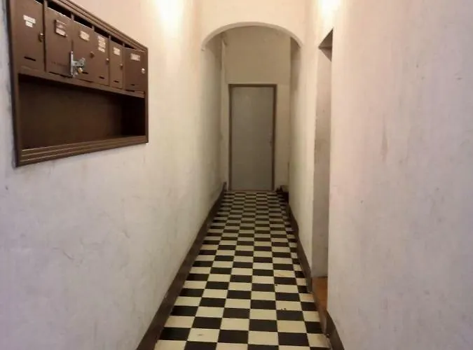 Beautifully Bright In Old Town Apartman Saint-Tropez