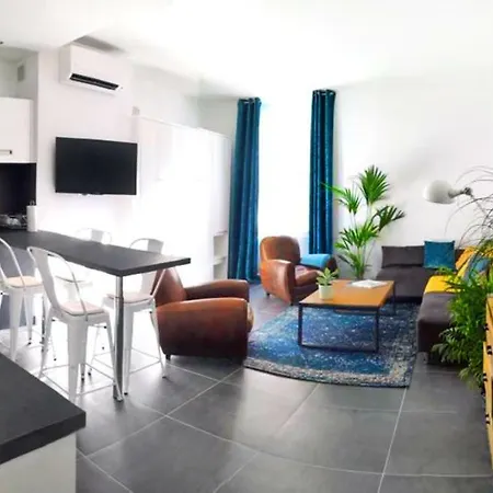 Beautifully Bright In Old Town Apartamento Saint-Tropez