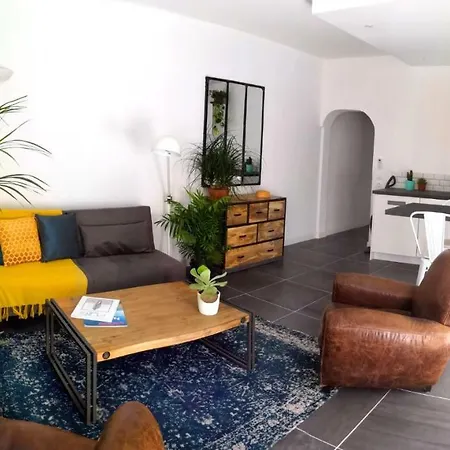 Beautifully Bright In Old Town *